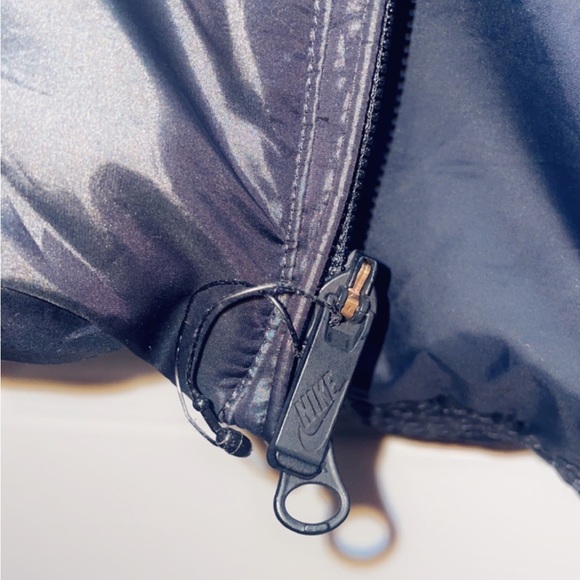 New Unique Nike Puffer Coat! - Picture 4 of 5